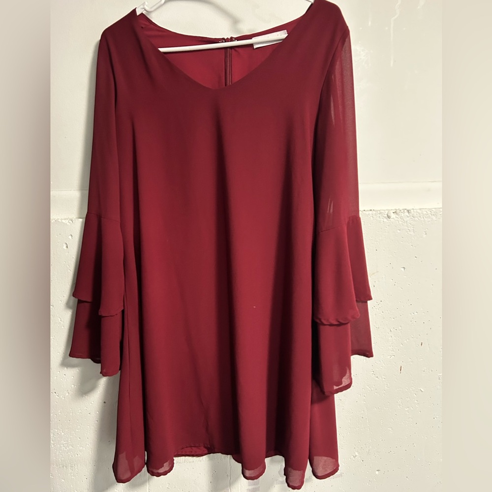 azalosie Elegant Burgundy Dress with Flared Sleeves